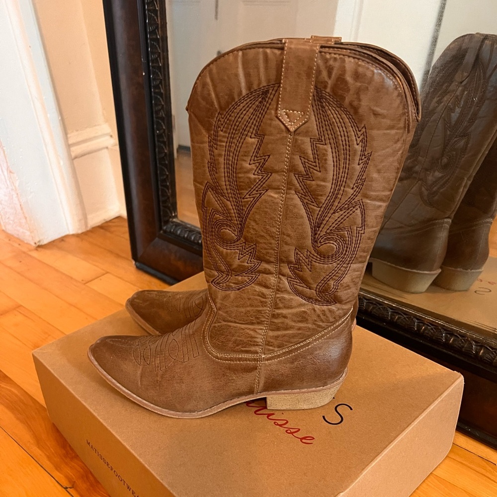 Coconuts by Matisse Women’s Cowboy cowgirl boots size 9